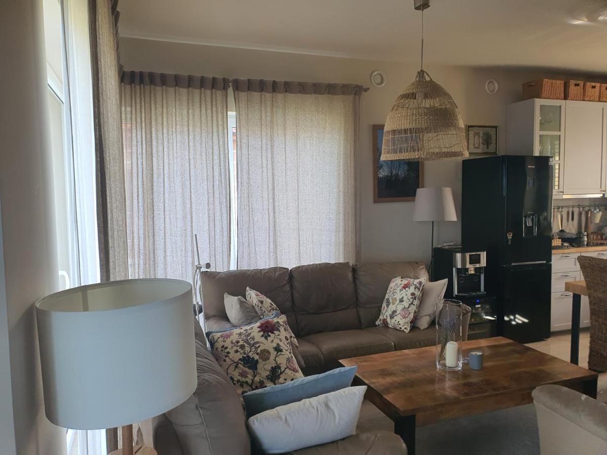 Apartgolf Sobienie Krolewskie Sobienie Szlacheckie Exterior foto