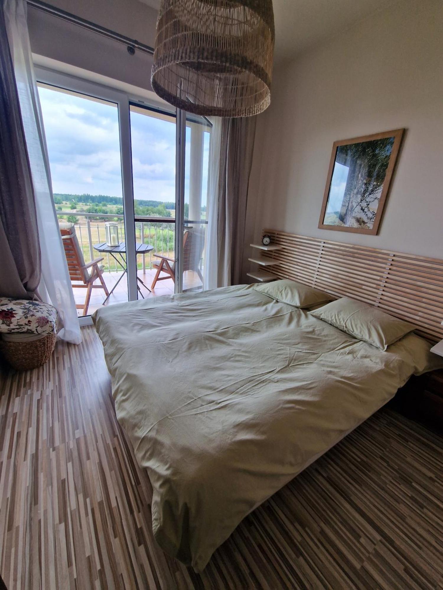 Apartgolf Sobienie Krolewskie Sobienie Szlacheckie Exterior foto
